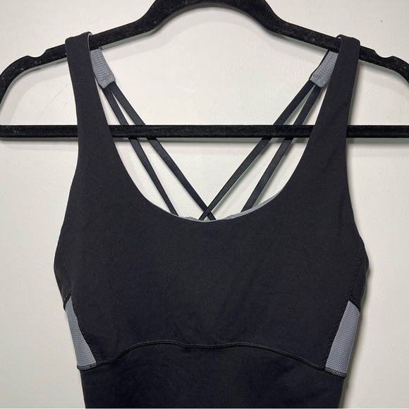 Athleta women’s black Grey Criss cross Back Tank Top in size M - Picture 2 of 6